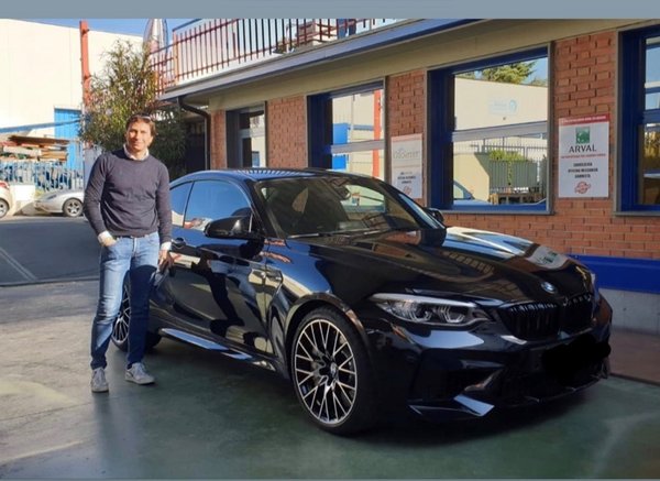 Consegna BMW M2 Competition - KeyBee Noleggio